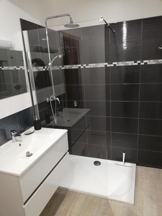 Appartement Proche Lac Et Plage Леон Екстериор снимка